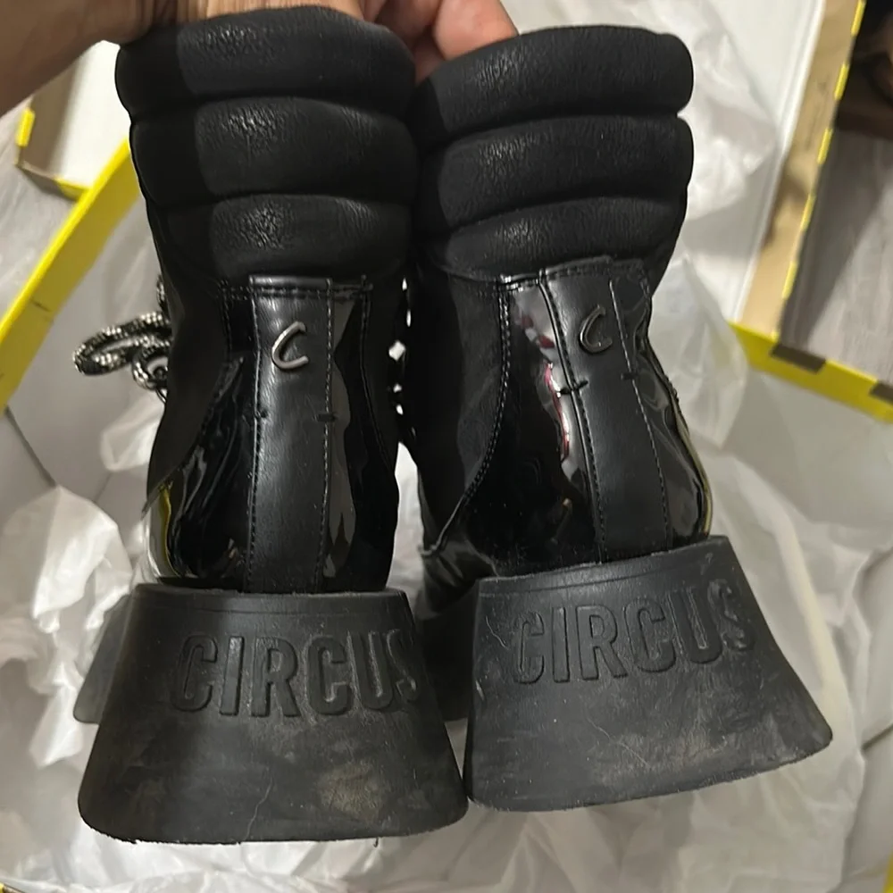 Circus by Sam Edelman Black Platform Hiking Boots 6 - Picture 9 of 16